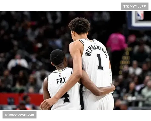福克斯13投4中仅得14分 马刺外线手感冰凉成连败主因